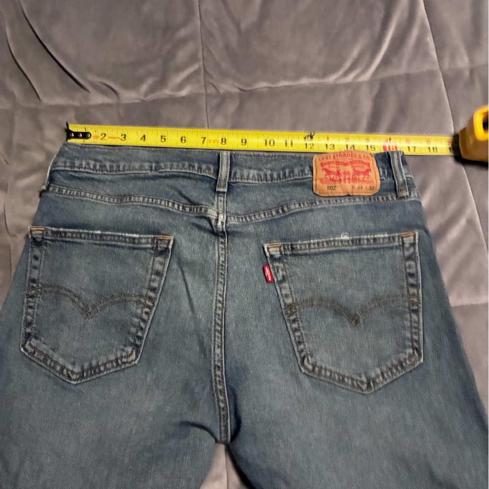 Levi's Straight Men's Jeans in Light Blue Denim - Picture 6 of 6